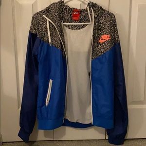 Nike wind breaker